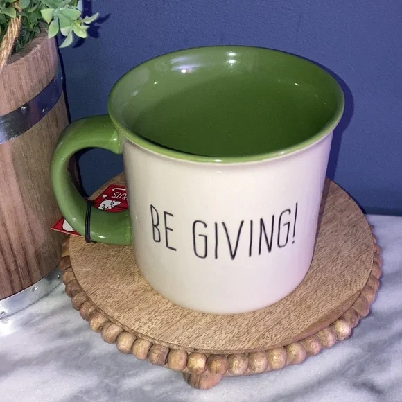 Snoopy Be Giving mug - Picture 4 of 4